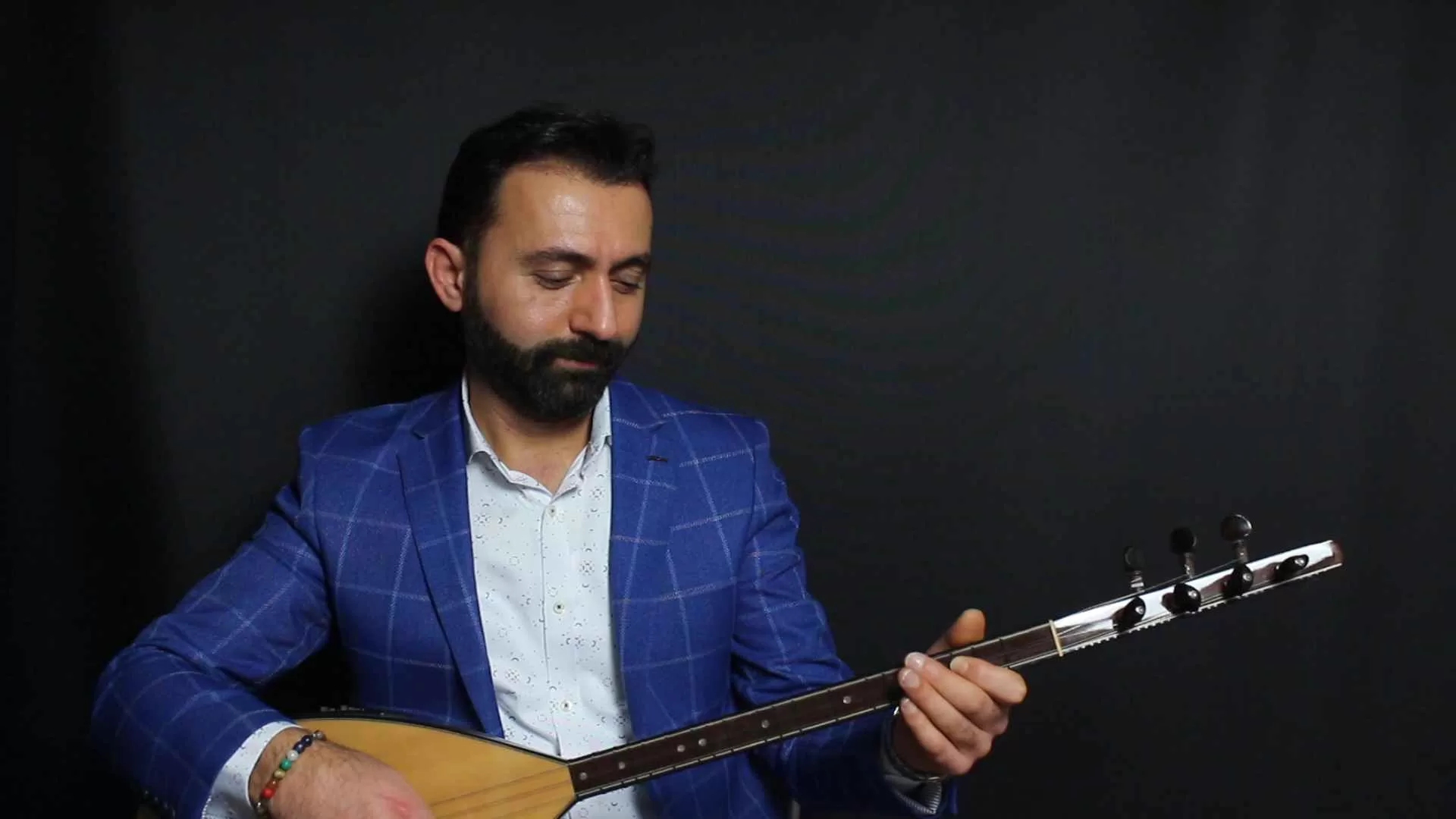 Kisa Sap Baglama Egitimi - Ahmet Kaya Eserleri-3